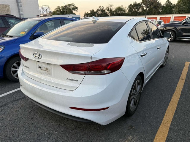 2017 Hyundai Elantra Limited photo 2