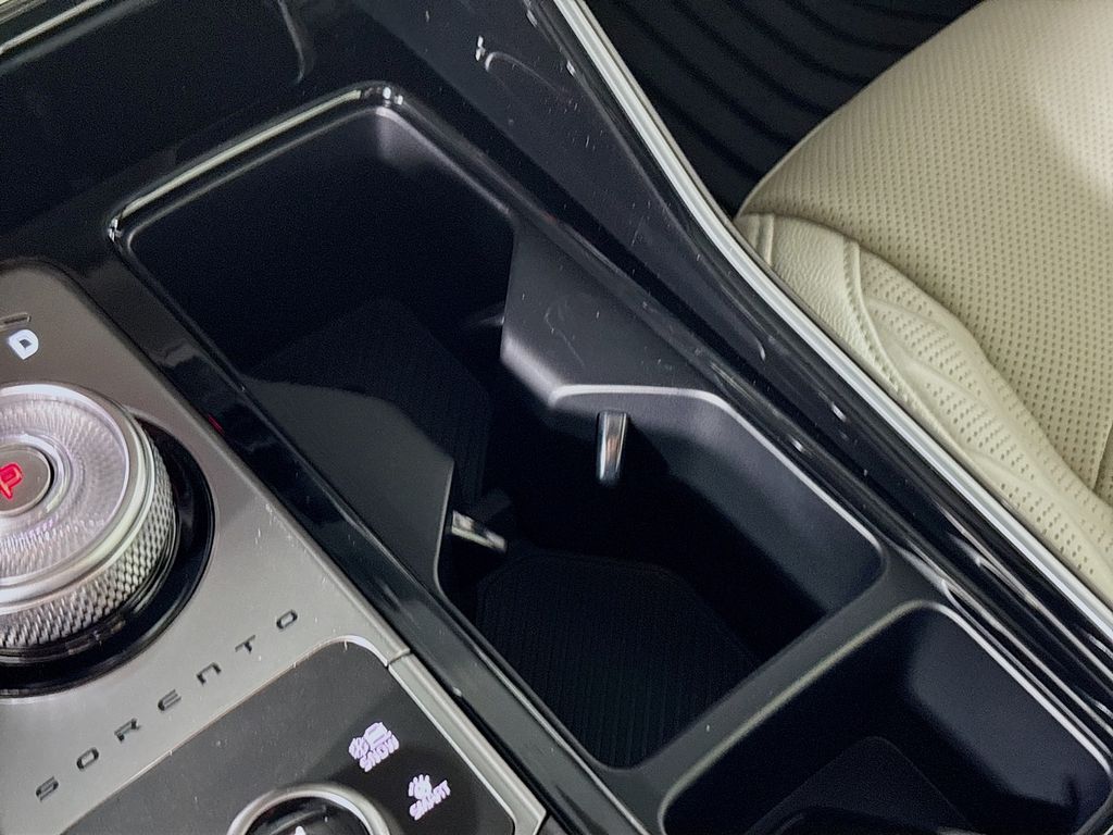 2025 Kia Sorento Hybrid SX Prestige photo 14