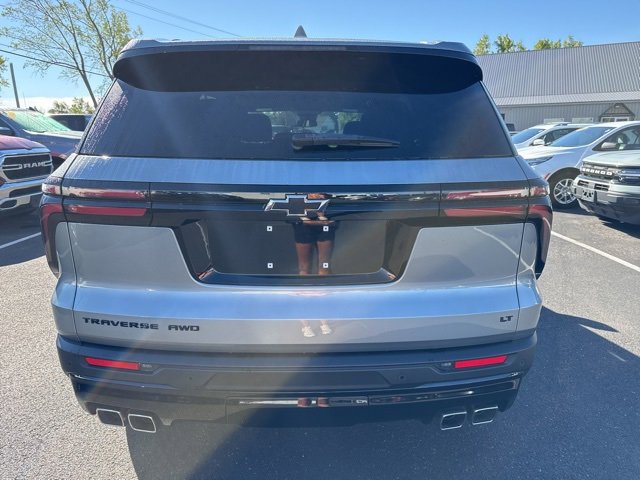 2024 Chevrolet Traverse photo 6
