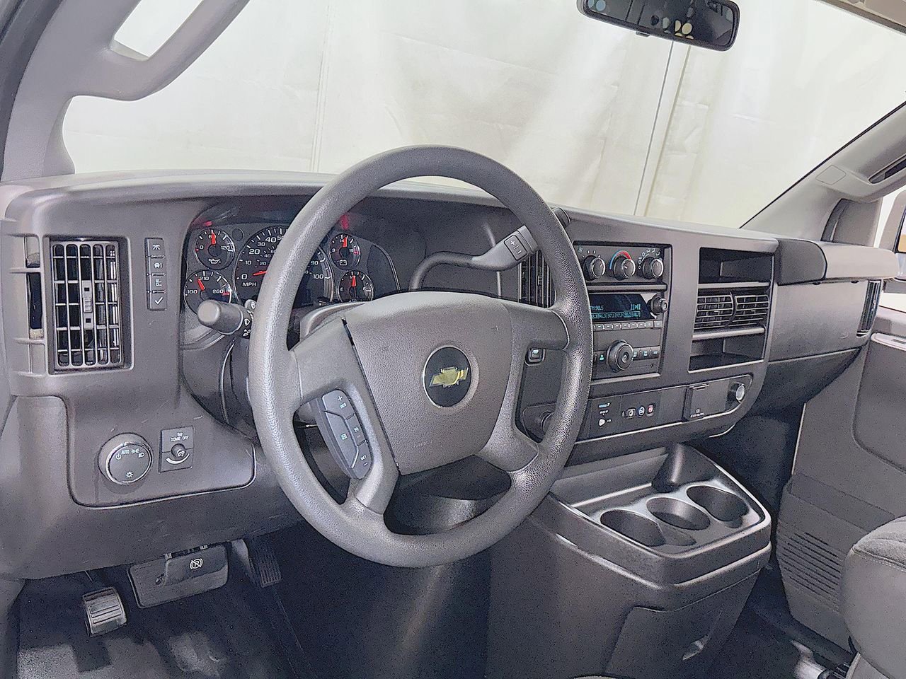 2023 Chevrolet Express Cargo Van photo 10