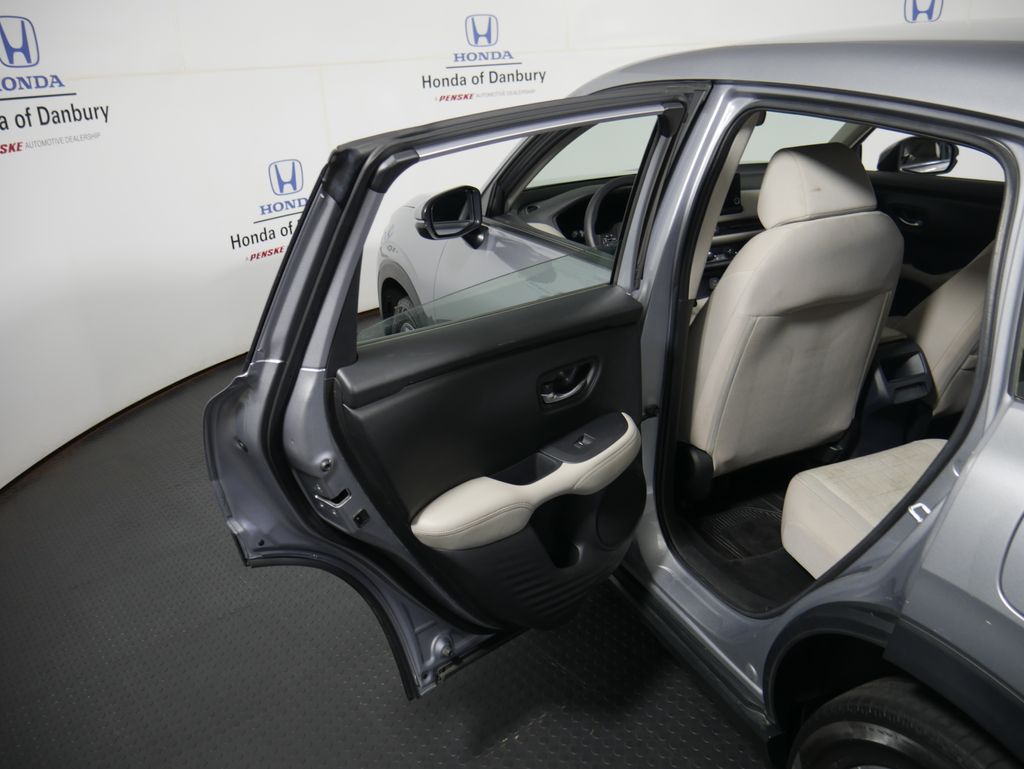 2023 Honda HR-V LX photo 9