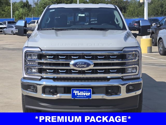 2026 Ford F-250 Lariat photo 3