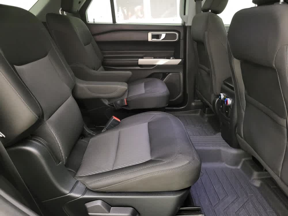 2022 Ford Explorer XLT photo 34