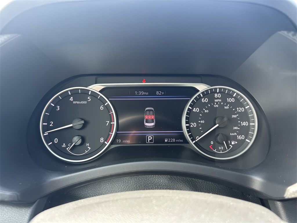 2025 Nissan Sentra SV photo 14