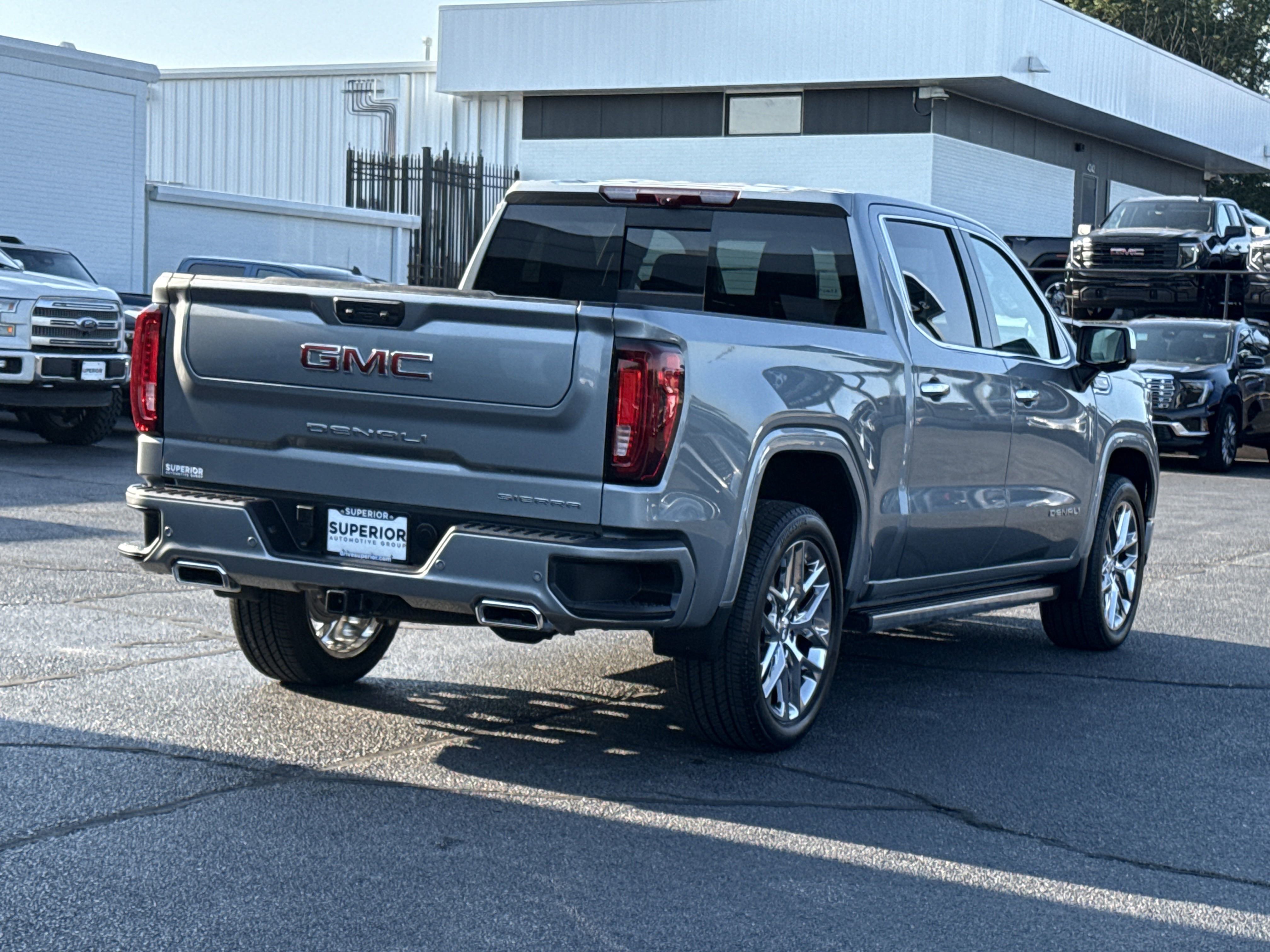 2025 Gmc Sierra Denali photo 3