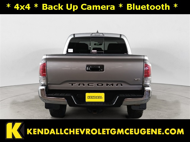 2021 Toyota Tacoma TRD Off-Road photo 3