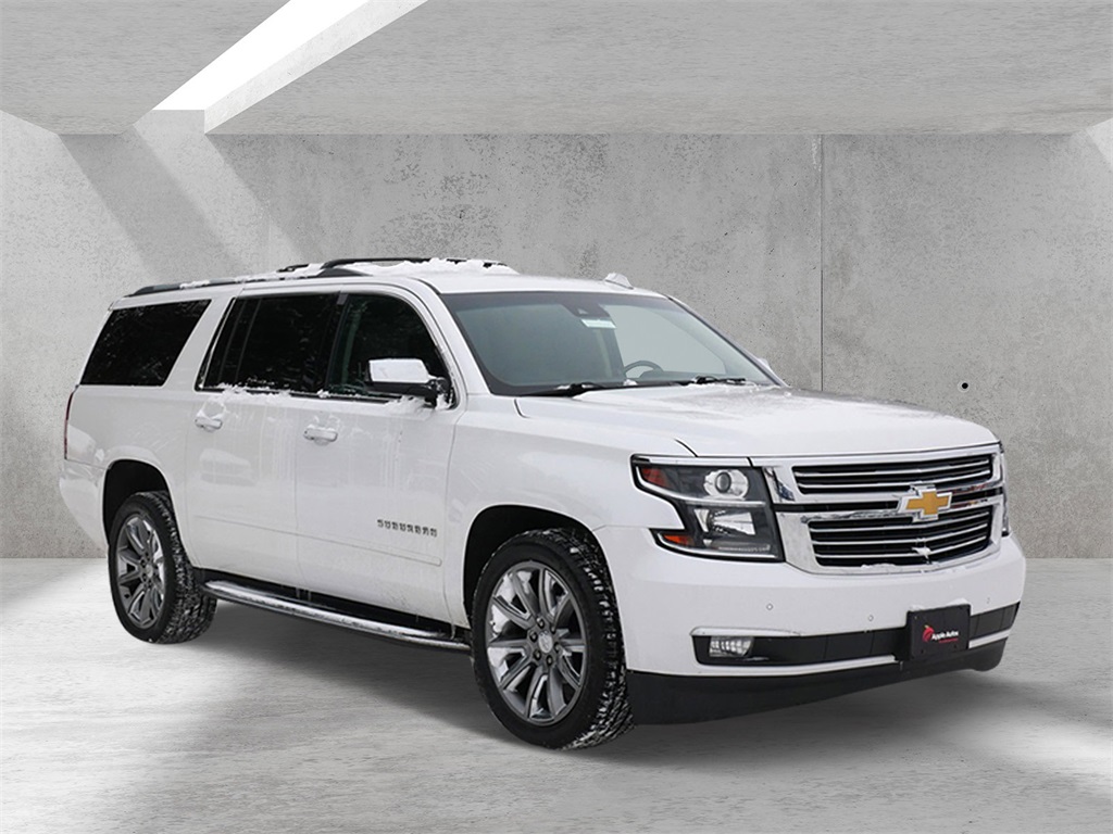 2017 Chevrolet Suburban Premier's photo