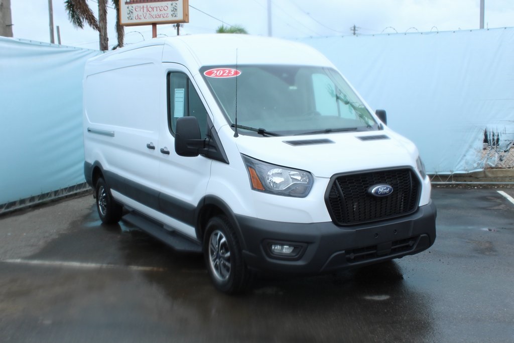 2023 Ford Transit photo 4