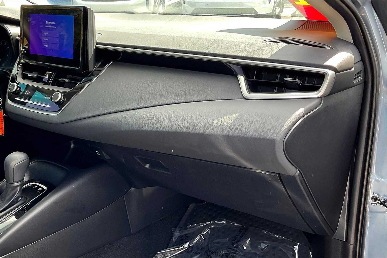 2023 Toyota Corolla Hybrid LE photo 15