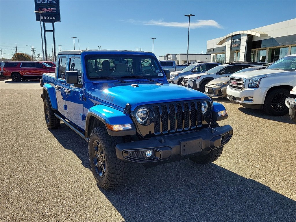 2023 Jeep Gladiator Willys photo 2