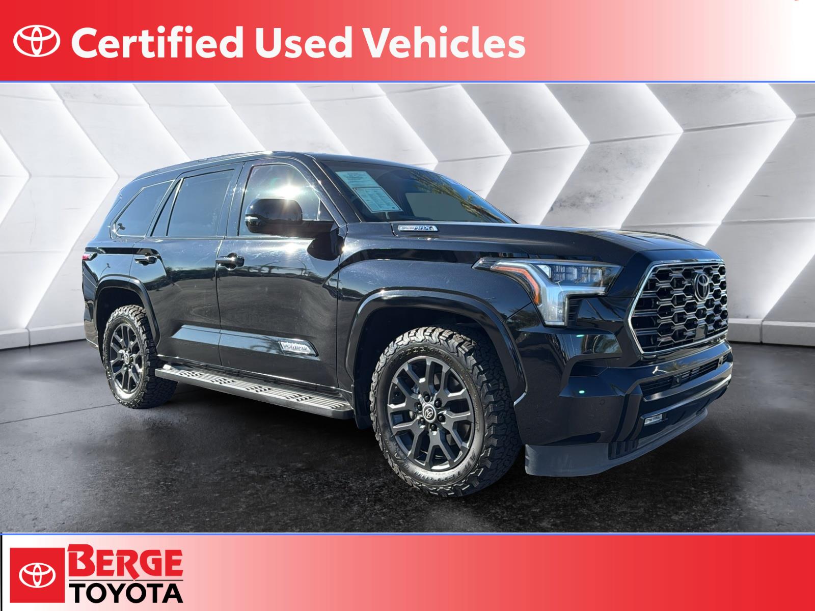 2024 Toyota Sequoia Platinum's photo