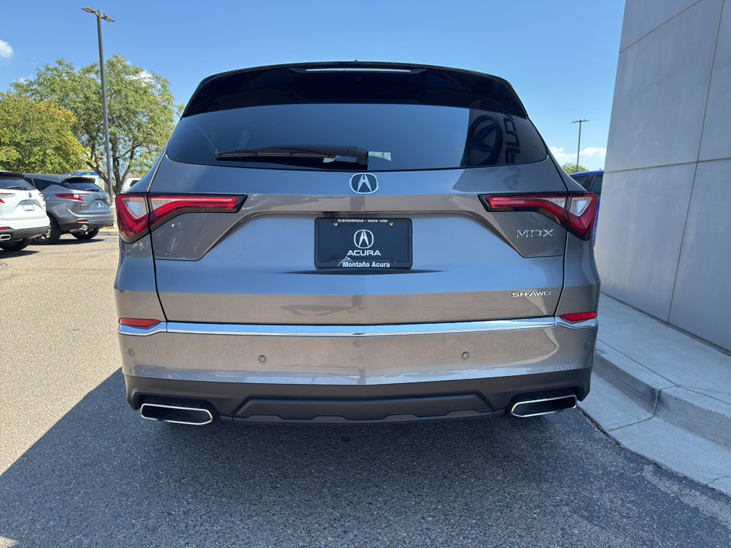 2022 Acura MDX SH-AWD Advance photo 5