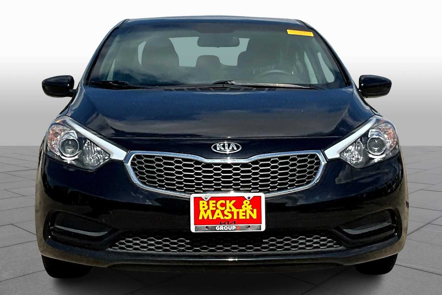2016 Kia Forte LX photo 3