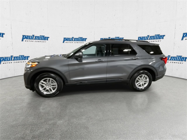 2026 Ford Explorer photo 4