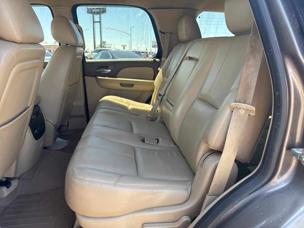 2012 Chevrolet Tahoe LT photo 12