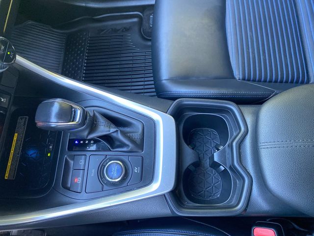 2021 Toyota RAV4 Hybrid XSE photo 15