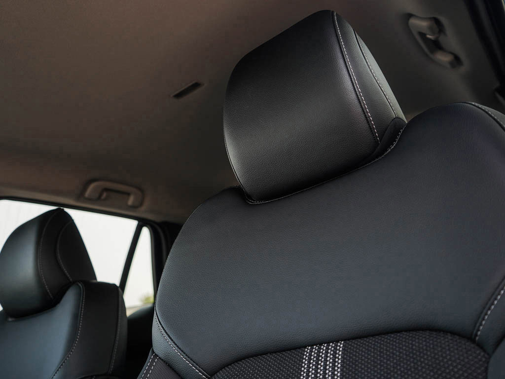 2025 Mazda CX-50 2.5 S Preferred photo 18