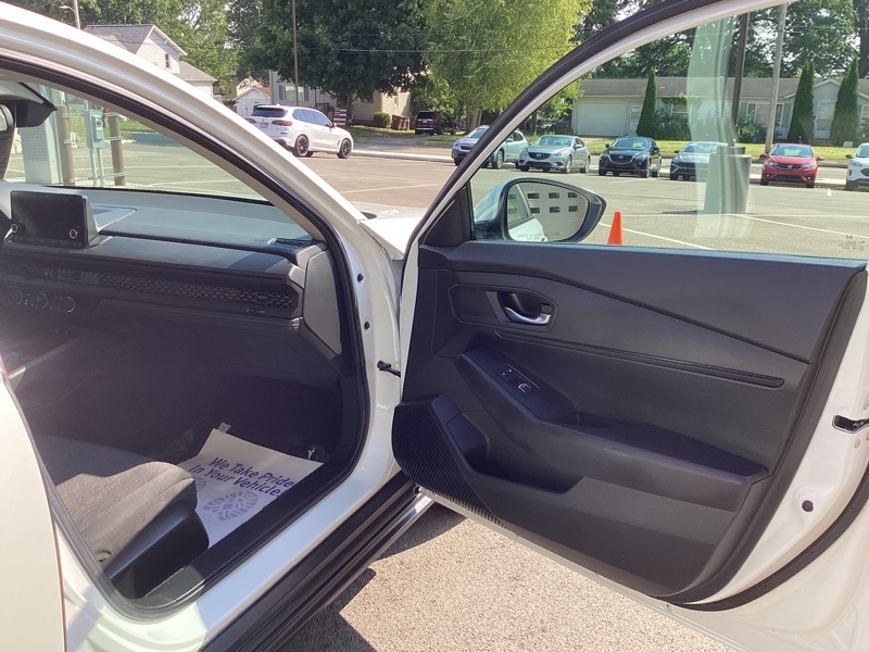 2023 Honda Accord LX photo 14