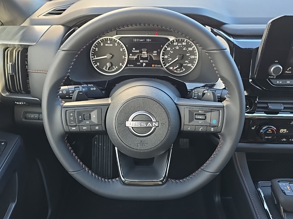 2025 Nissan Pathfinder Rock Creek photo 12