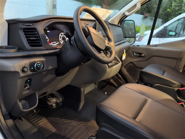 2025 Ford Transit Cargo Van photo 5