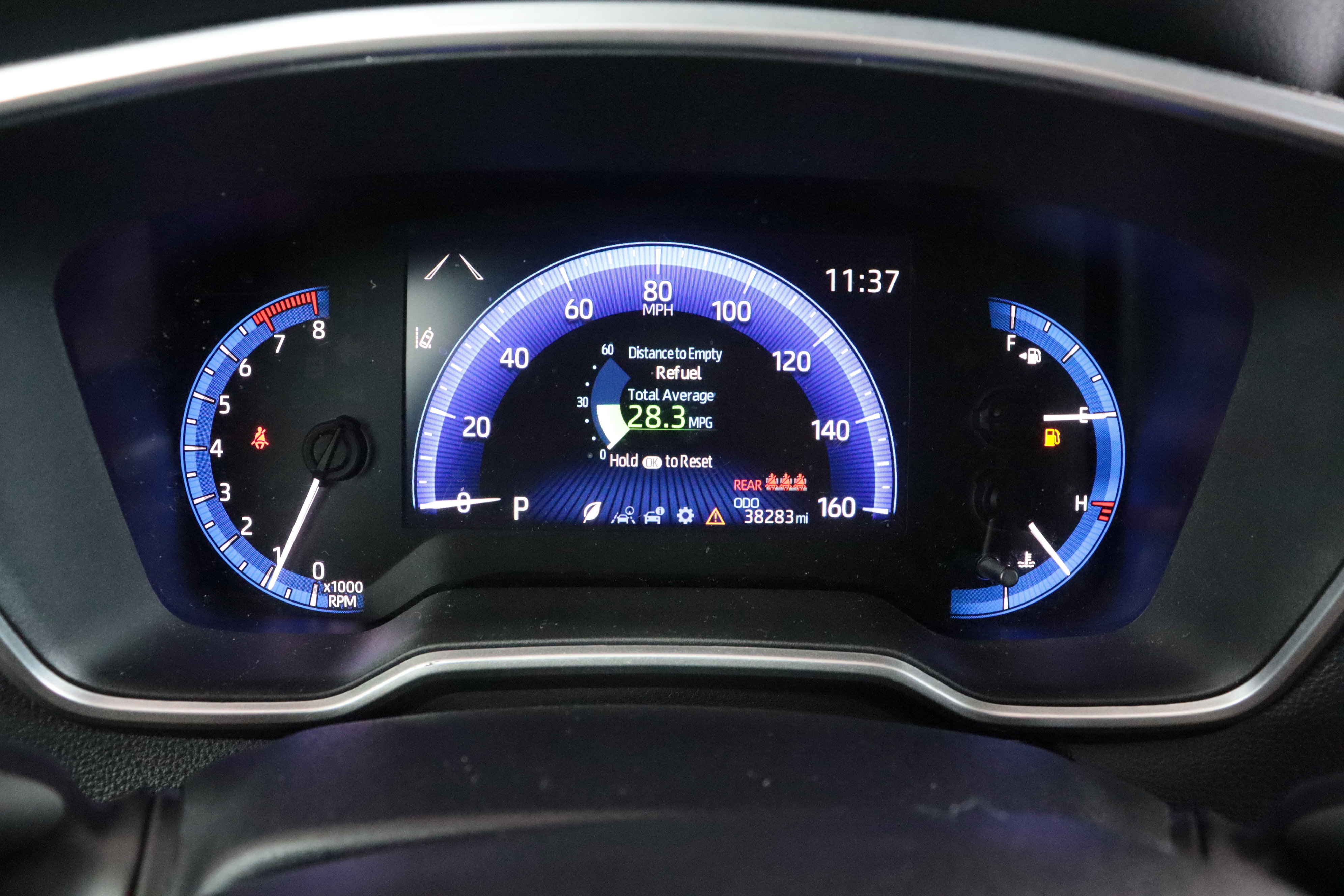 2022 Toyota Corolla Cross XLE photo 32