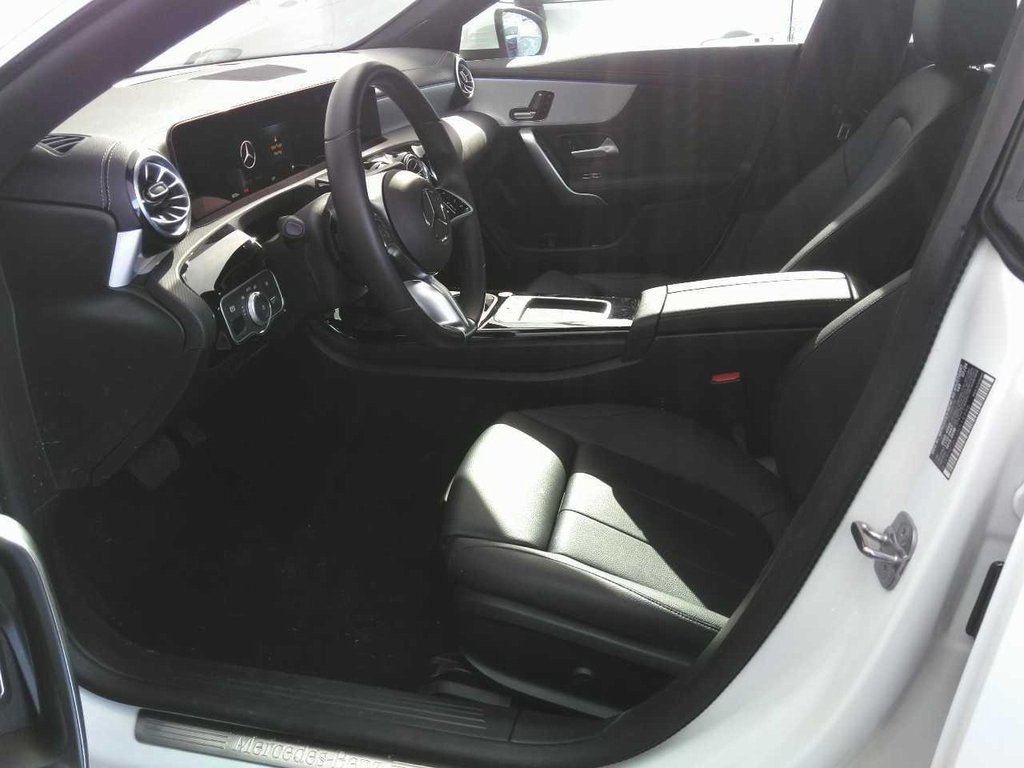 2025 Mercedes Benz CLA 250 photo 3