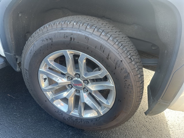 2019 Gmc Sierra 1500 SLT photo 3