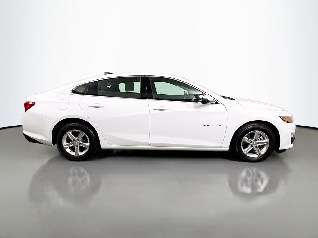 2024 Chevrolet Malibu LS photo 6