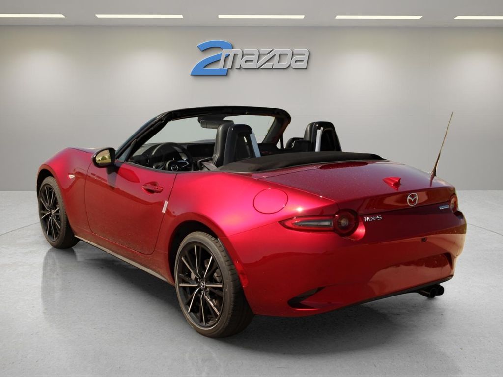 2025 Mazda MX-5 Miata Miata Grand Touring photo 3