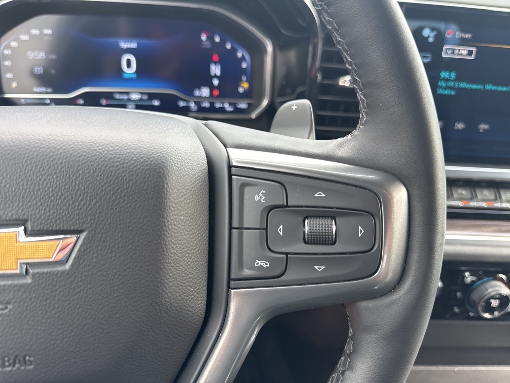 2023 Chevrolet Silverado 1500 LTZ photo 13
