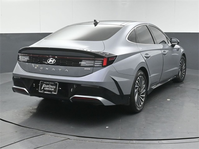 2024 Hyundai Sonata Hybrid Limited photo 3