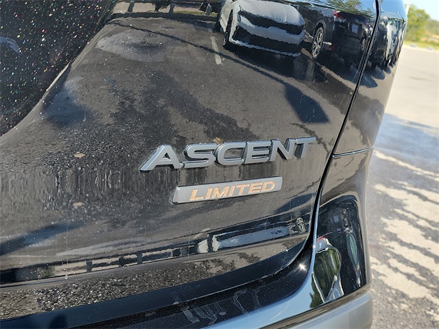 2025 Subaru Ascent Limited photo 4