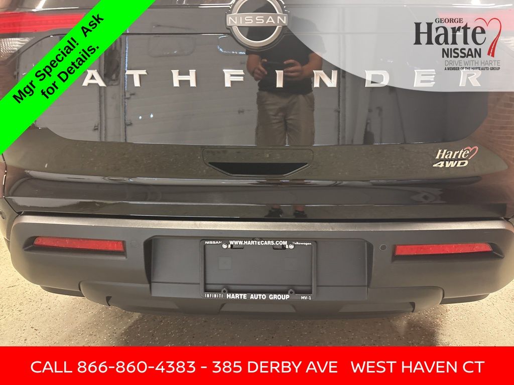 2024 Nissan Pathfinder S photo 34