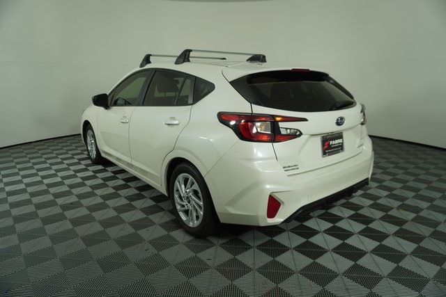 2024 Subaru Impreza Base photo 4