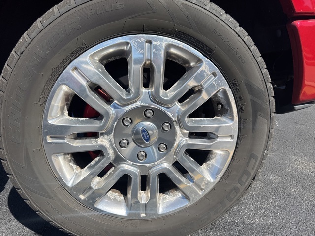 2011 Ford F-150 Platinum photo 4