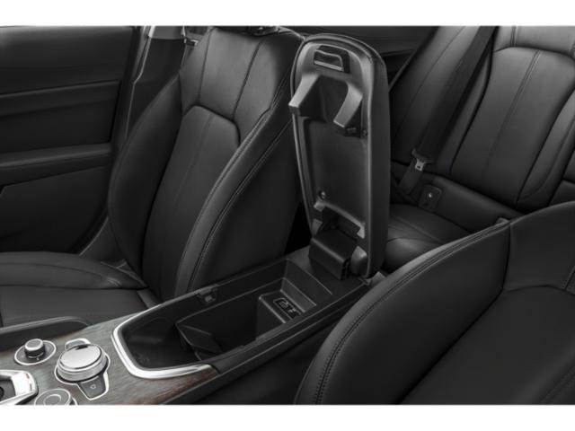2022 Alfa Romeo Giulia Ti photo 12