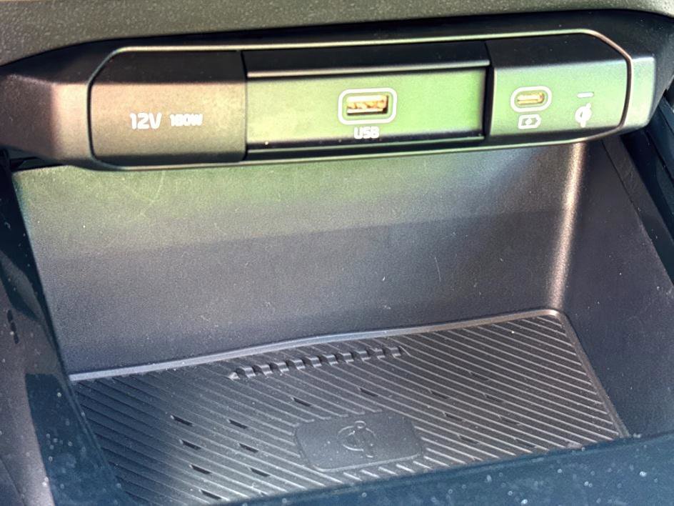 2023 Kia Niro EX photo 15