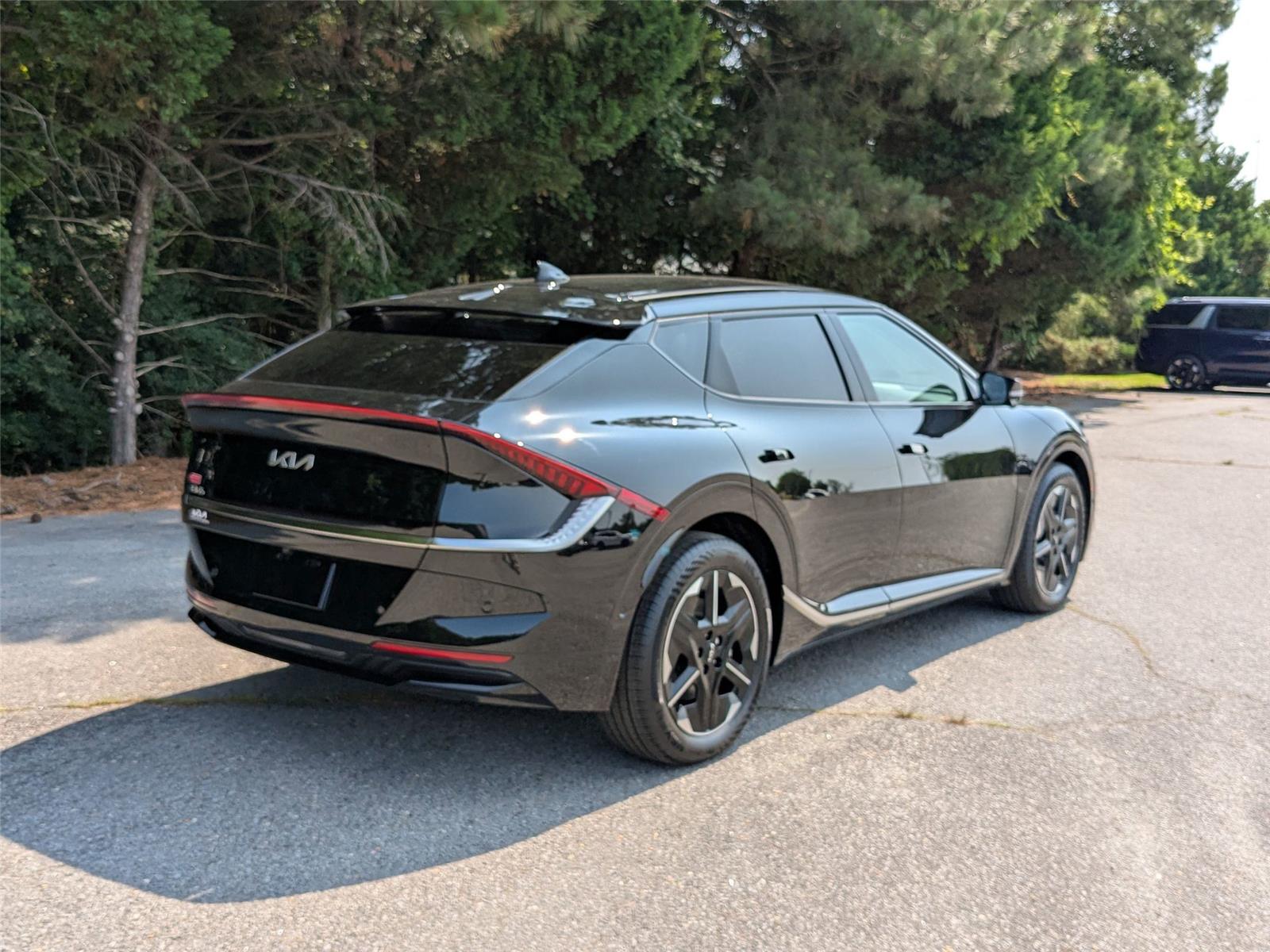 2025 Kia EV6 Wind photo 7
