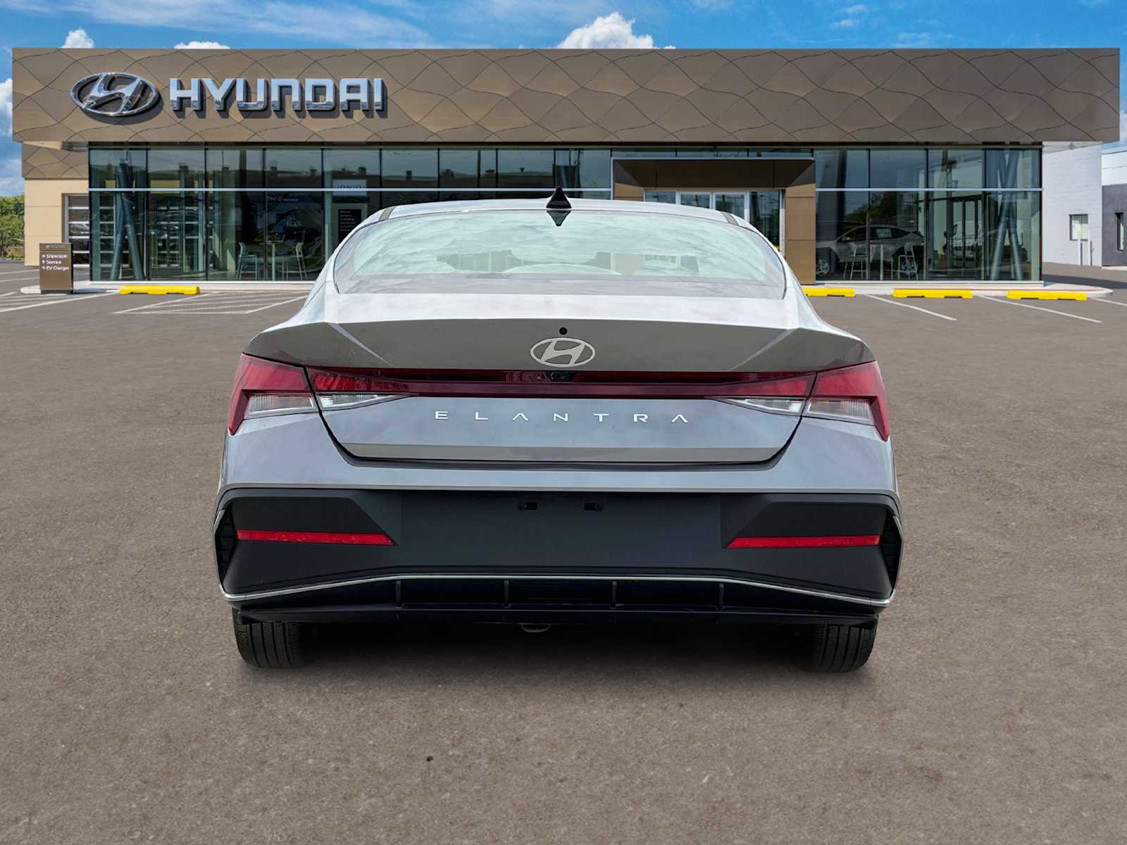 2025 Hyundai Elantra SE photo 6