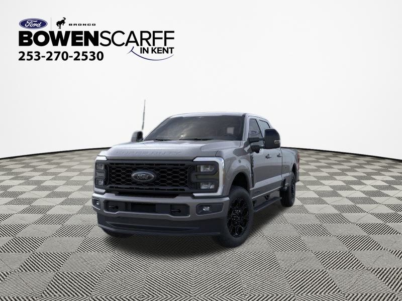 New 2025 Carbonized Gray Metallic Ford Lariat image 2