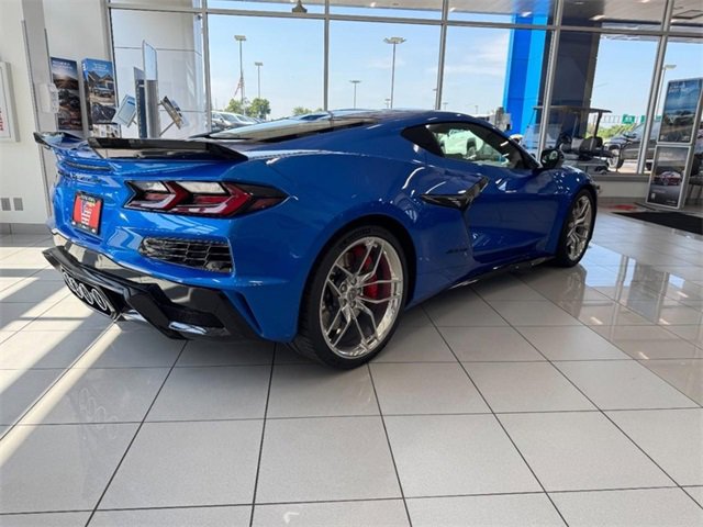 2025 Chevrolet Corvette Z06 2LZ photo 4