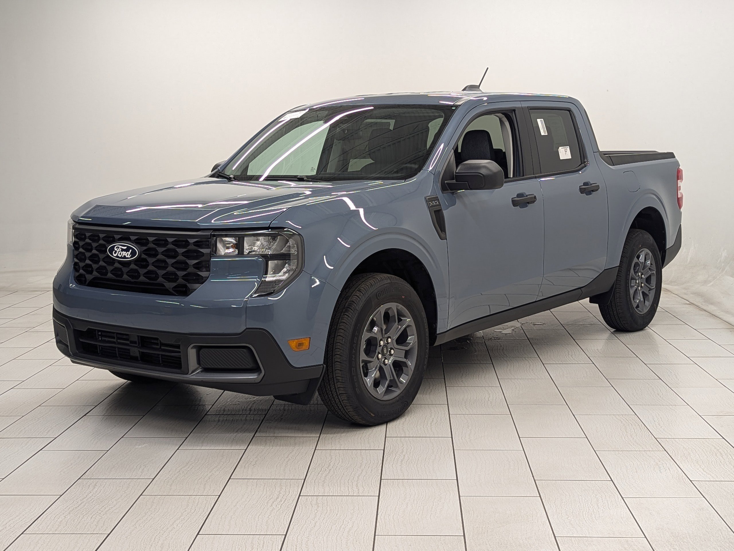 2025 Ford Maverick XLT photo 3