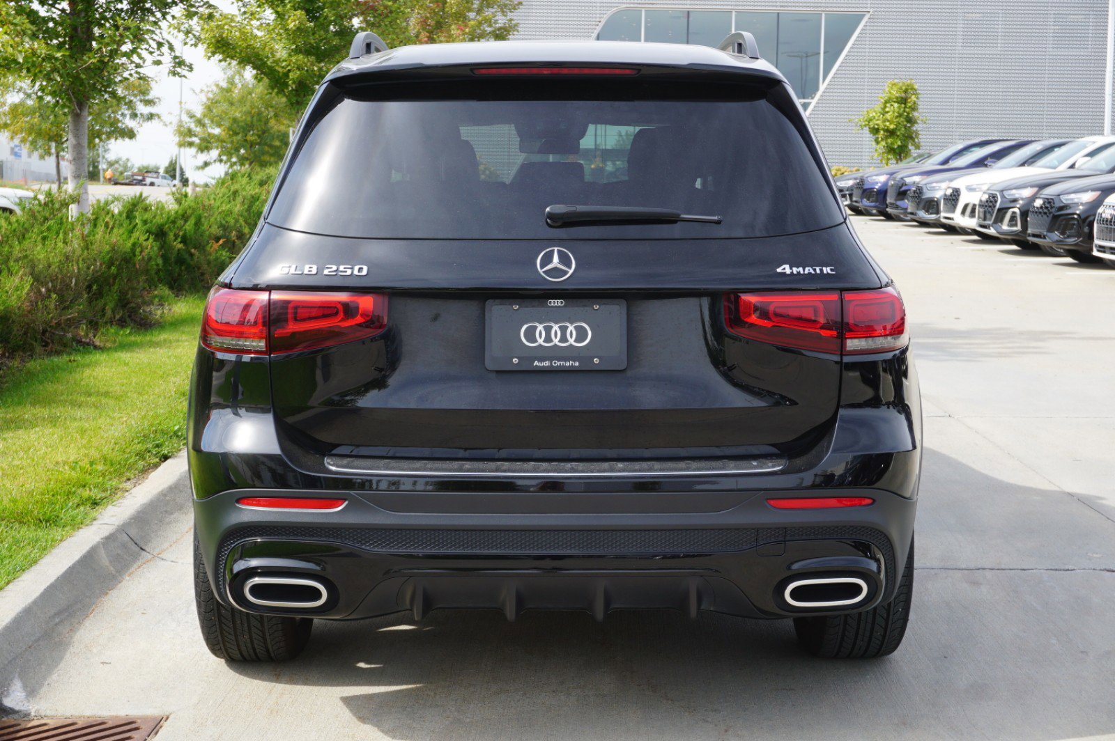 2020 Mercedes Benz GLB 250 4MATIC photo 4