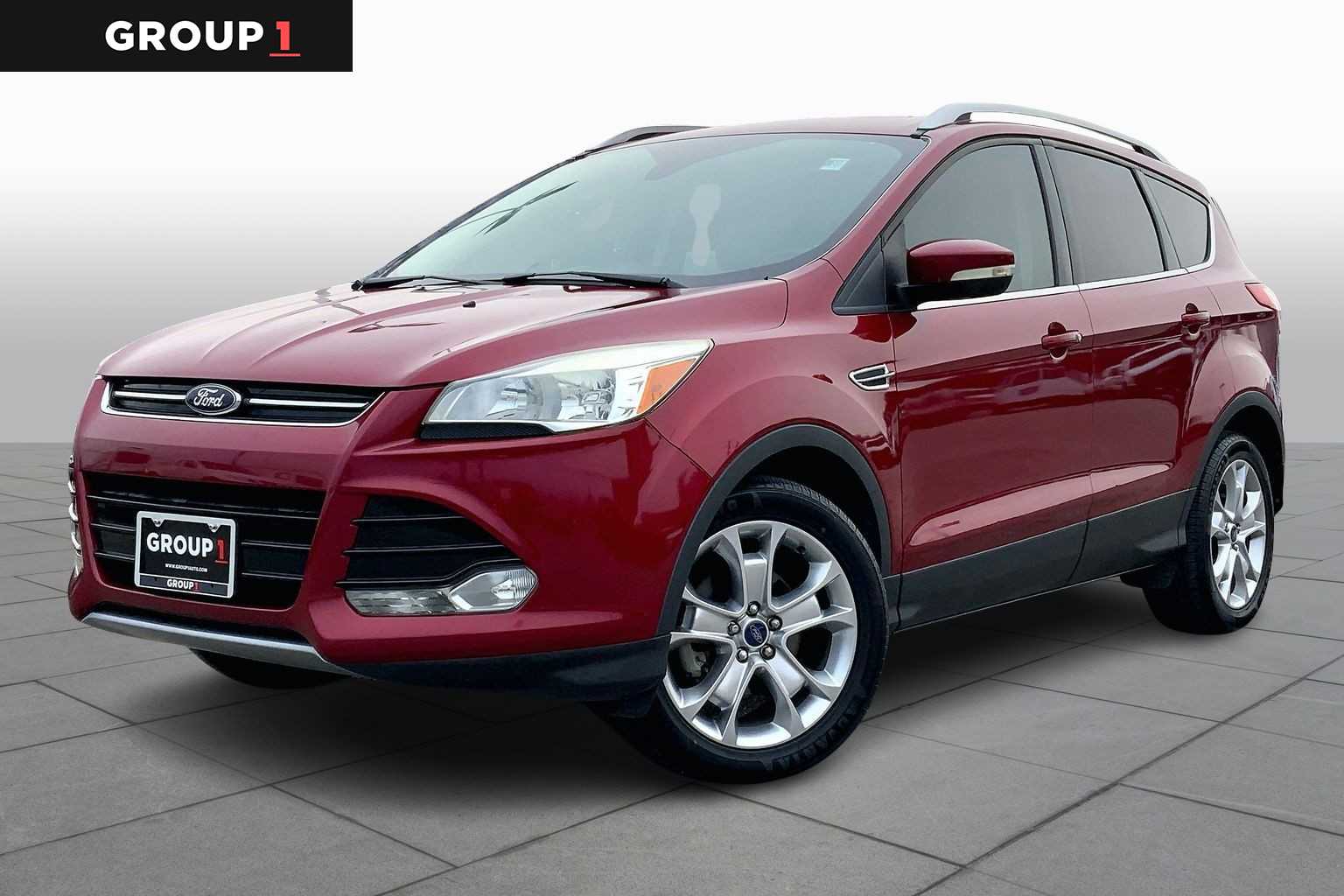 2016 Ford Escape Titanium's photo