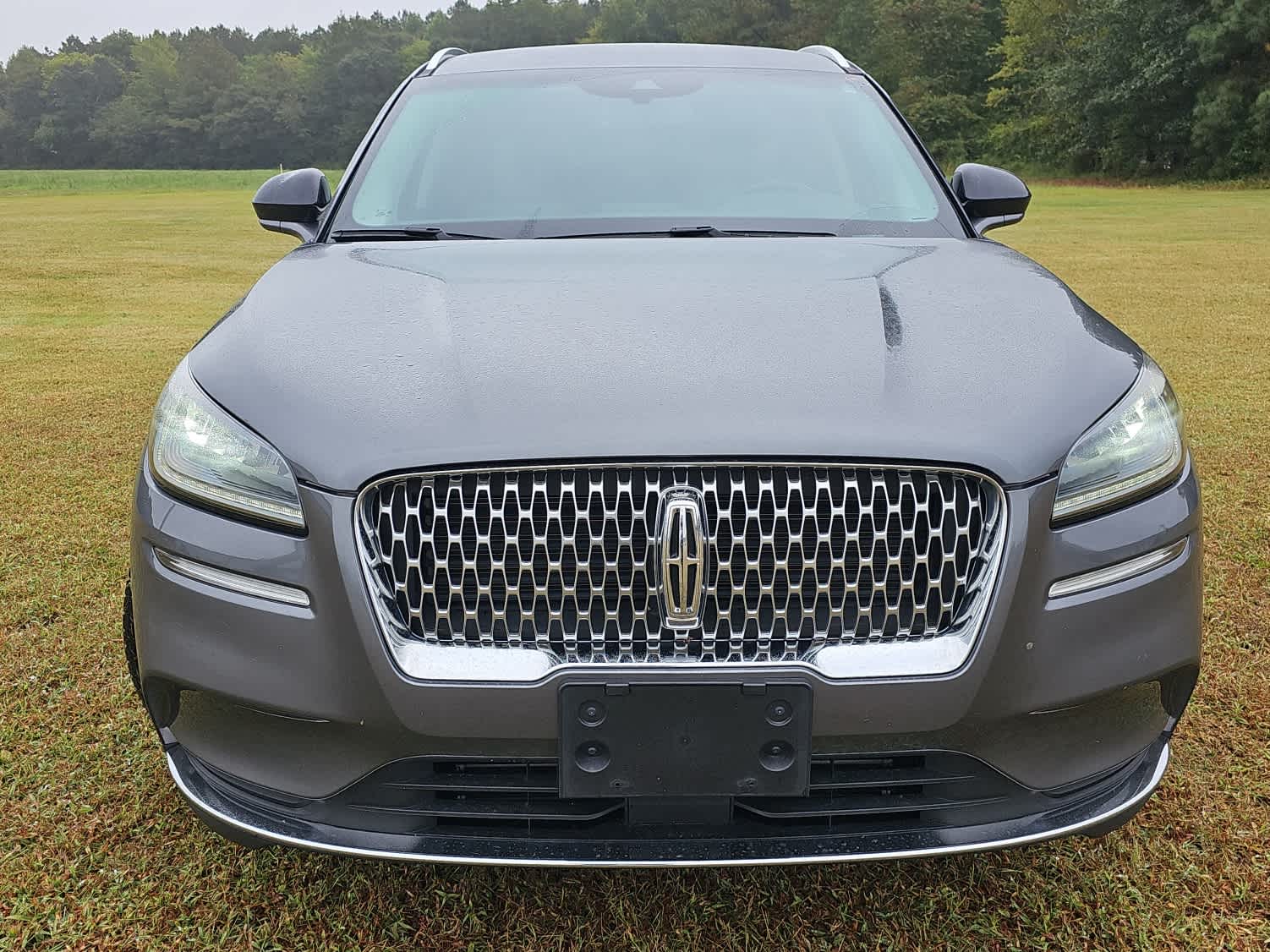 2021 Lincoln Corsair Standard photo 2
