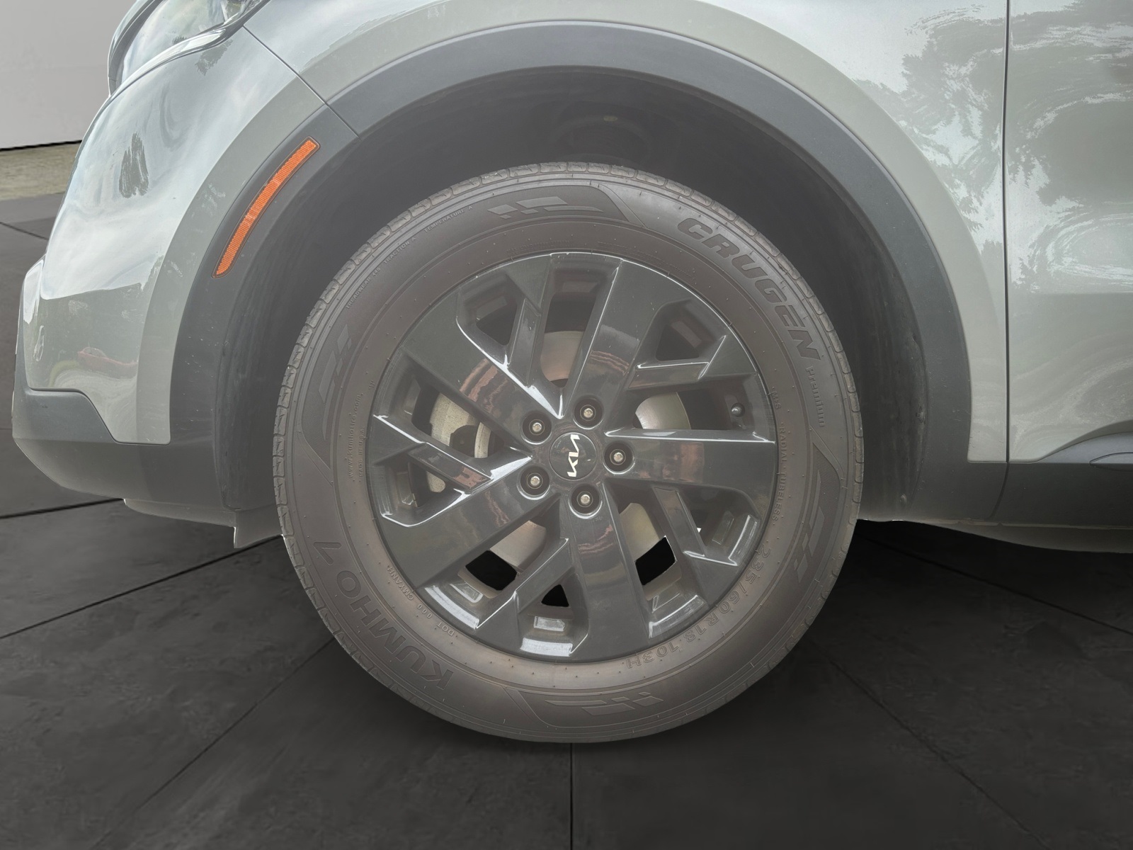 2022 Kia Sorento S photo 12
