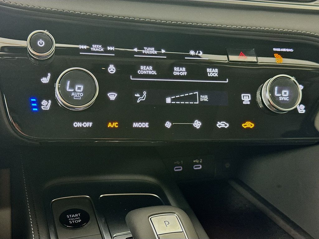 2026 Infiniti QX60 Luxe photo 17