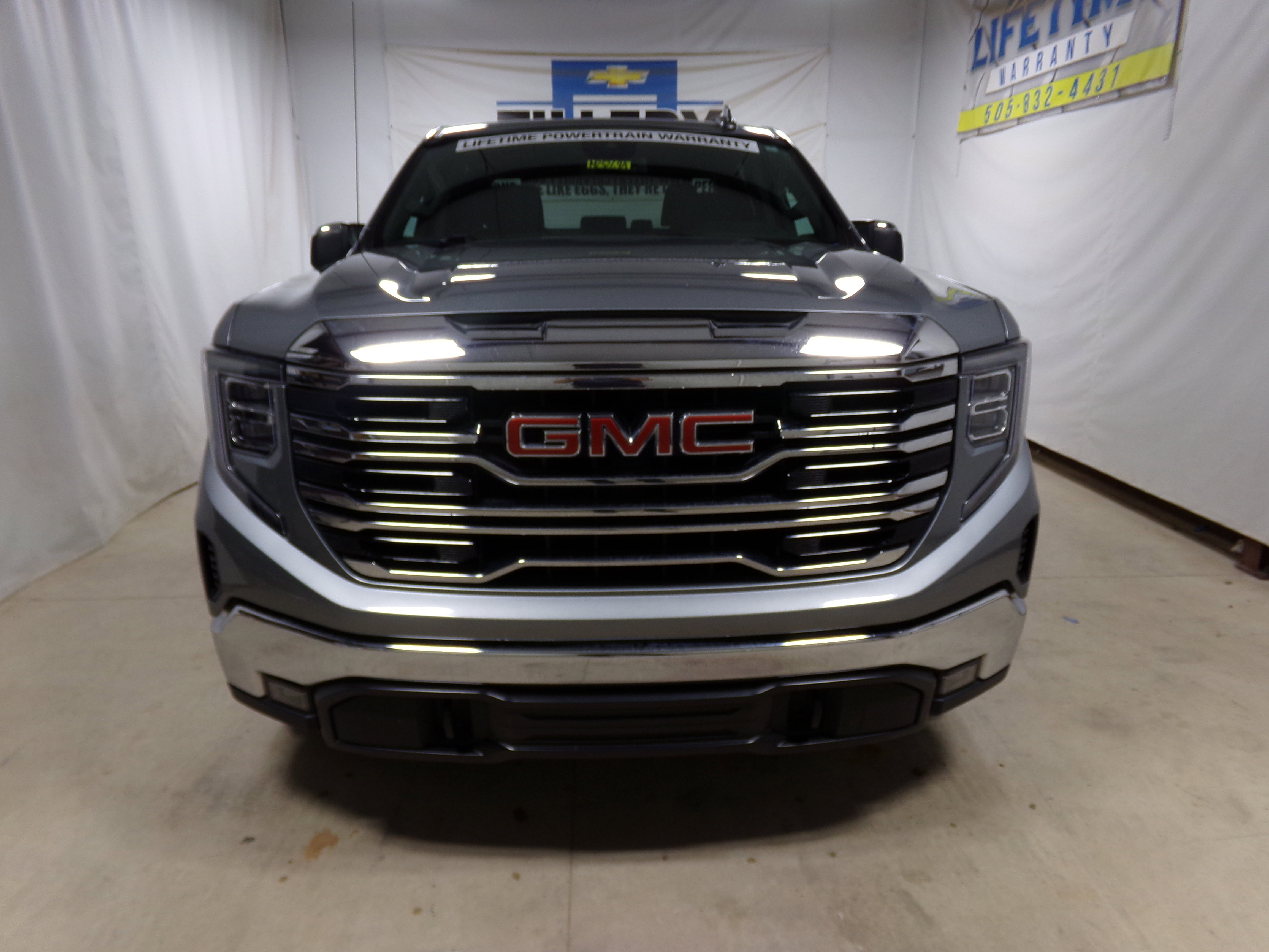 2023 Gmc Sierra 1500 SLT photo 2