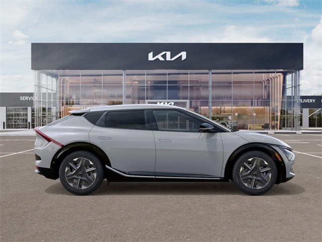 2025 Kia EV6 Light photo 6