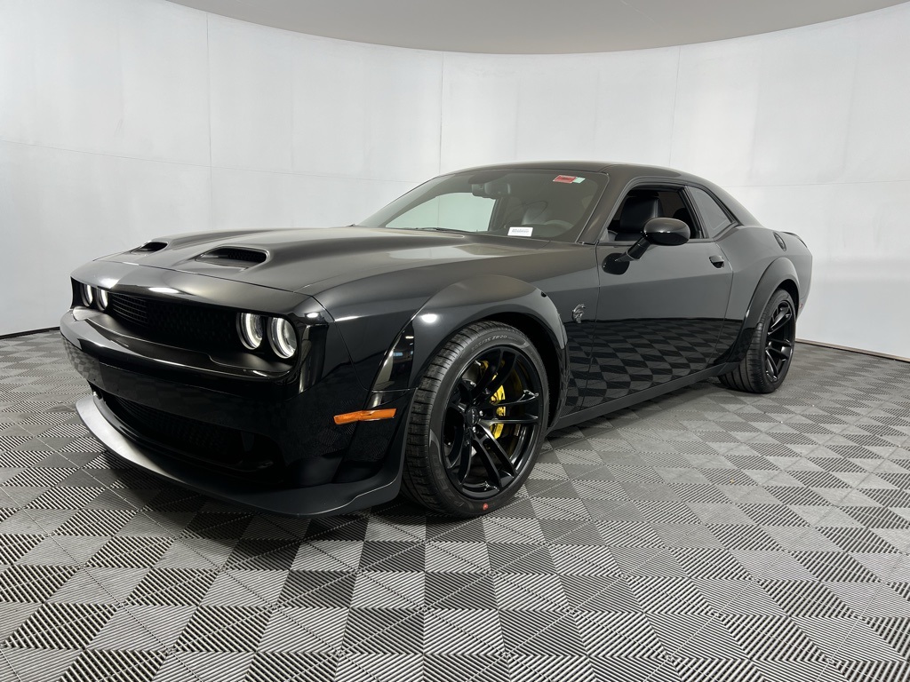 2022 Dodge Challenger SRT8 Hellcat Redeye Widebody photo 2